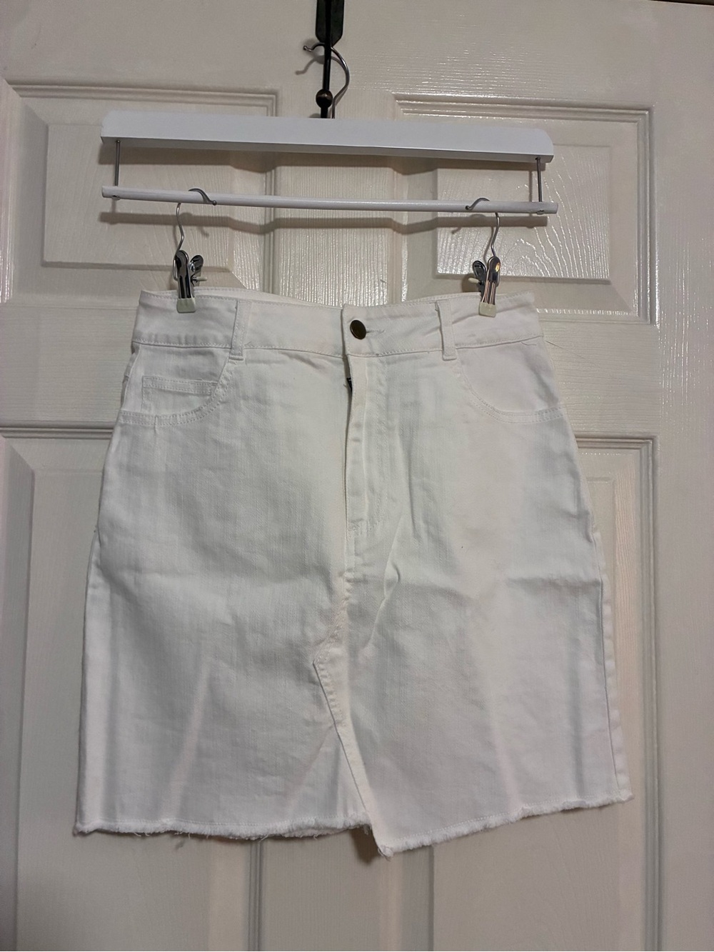 Gianni Bini White Denim Mini Skirt